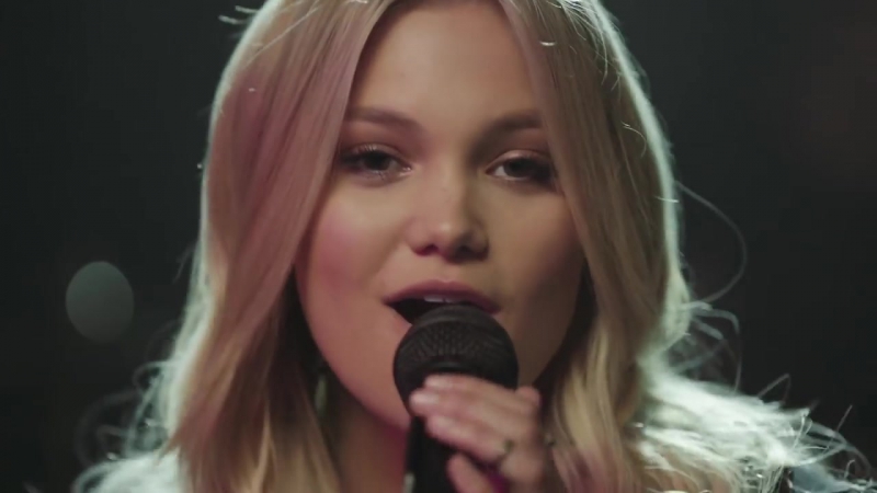 Olivia Holt Thin Air ( Swing House