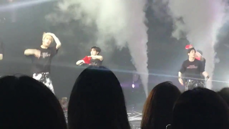 The 2nd World Tour The Connect In BangkokВидео предоставлено группой: Hyungwon,