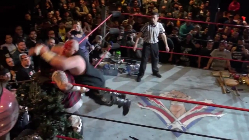 Matt Tremont vs. Stockade Fans Bring the Weapons