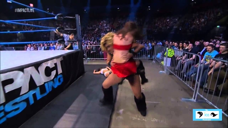 Madison Rayne vs Gail Kim Hardcore Match