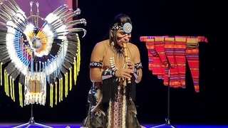 Alexandro’s 2018 China tour Foshan live. Playing Chinese music-Big Fish.