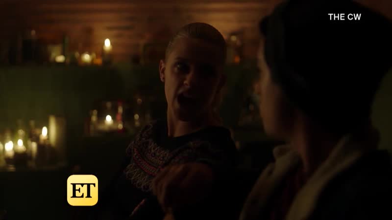 Riverdale Season 3 BLOOPERS Shirtless KJ Apa Camila Mendes
