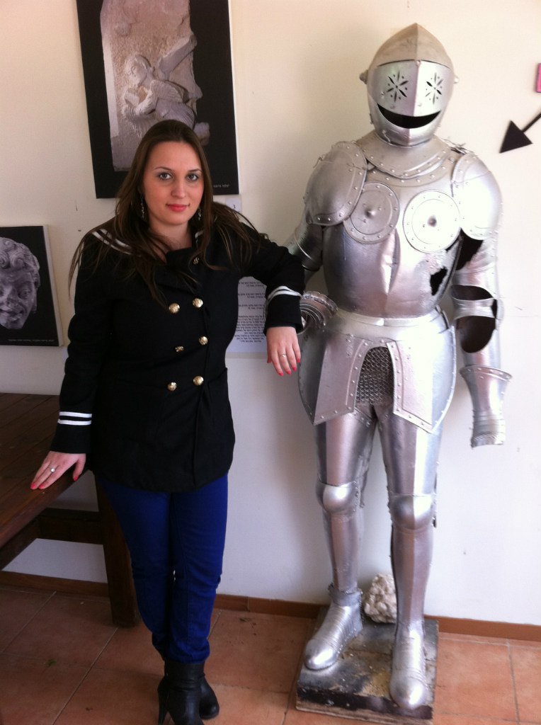 Люба Баренголц | Acre