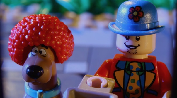 LEGO Scooby Doo Trick and Treat Stop