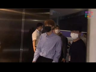 Golden_kku_dDIzVAY_644p.mp4