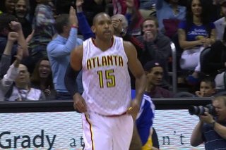 Al Horford Throws Down a Huge Alley-Oop #NBANews #NBA