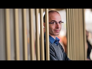 La Mesa de Filósofos: A favor y en contra de Yuval Noah Harari