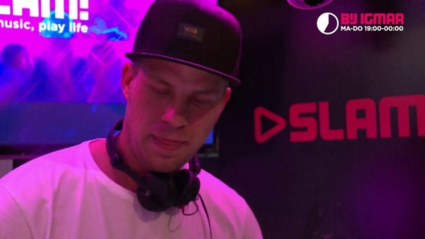 Tujamo ( DJ set), Bij