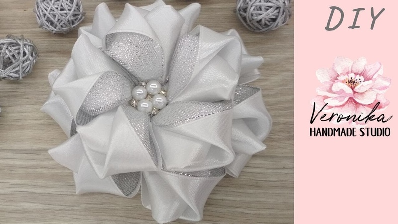 Нарядный бант из атласной ленты 5 см МК Bow flower of ribbon 5 cm DIY Tutorial