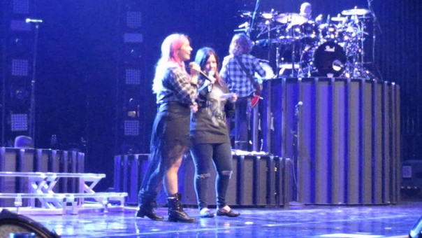 Demi Lovato soundcheck QA 2 17 14 Grand Prairie,