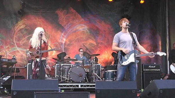 LIVE Walk Off The Earth MAGIC CORNER OF QUEEN Surrey Fusion Festival