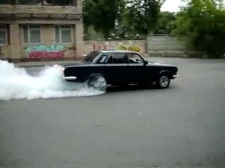 Burnout Gaz 24 10 Волга V8
