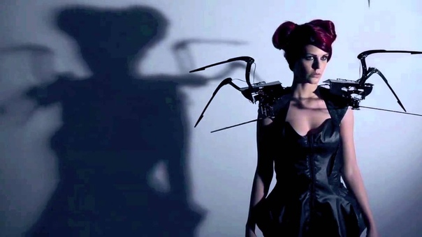 CREEPY COUTURE; mechanic SPIDER DRESS, , animatronic