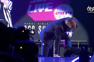 [Fancam] 140913  - “One Shot“ @ SGC Super Live in Seoul (Jongup focused)
