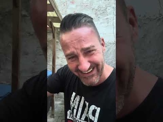 Hampel Martin!  Ex Cop kriegt Lachanfall!