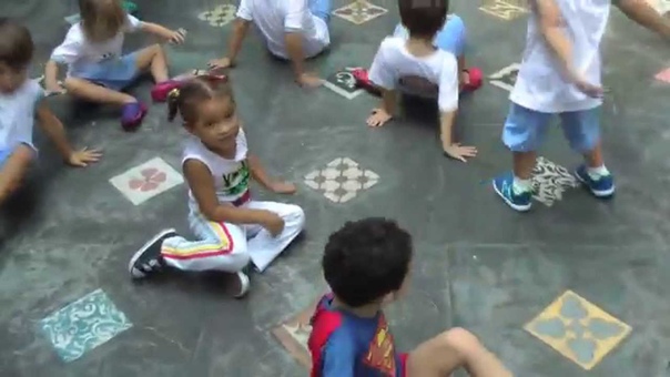 Capoeira Infantil Brincadeira de Angola Infantil
