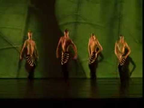 MOMIX