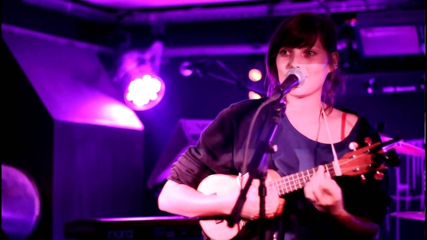 Paper Planes ( MIA Cover) Scampi Le