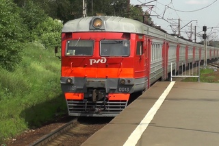 Электропоезд ЭД2Т-0013 станция Львовская